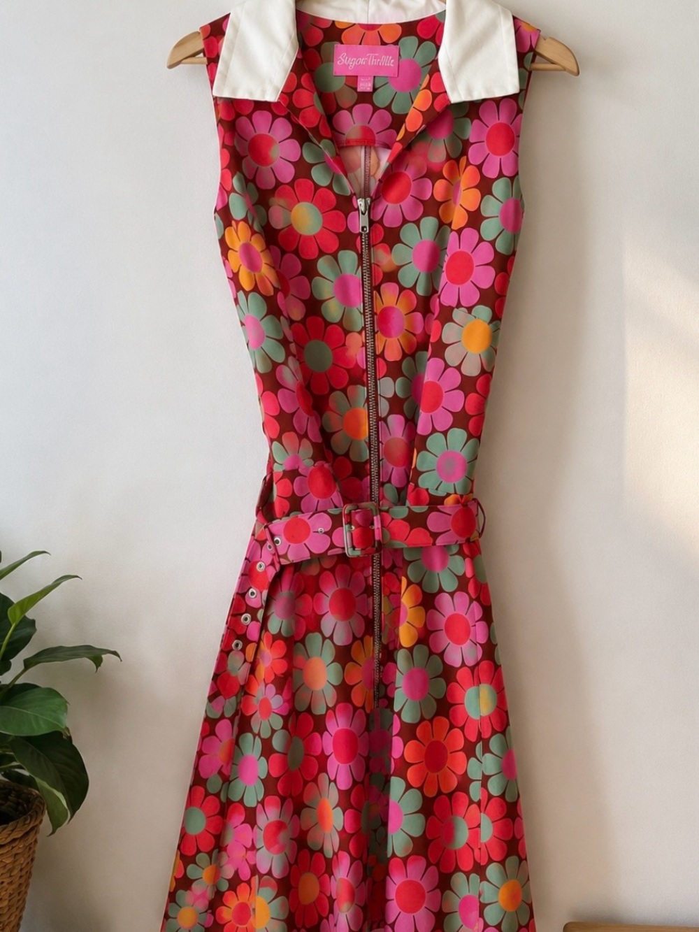 Vintage / Reteo Sugar Thrillz Pink Floral Zip Romper with White Collar - Picture 3 of 5